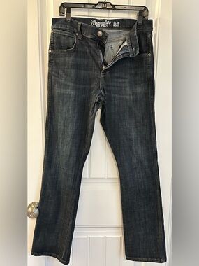 Wrangler Retro Slim Boot Jeans in Dark Wash 30x32